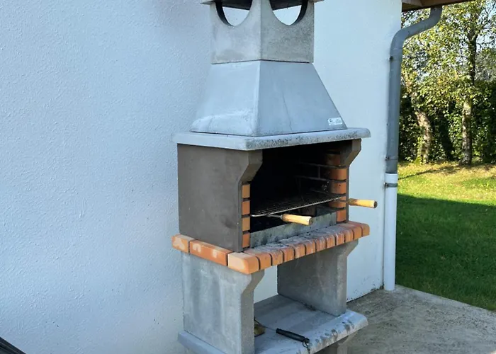 Holiday home Avec Jacuzzi, 11pers Sur La Cote D Opale Nabringhen